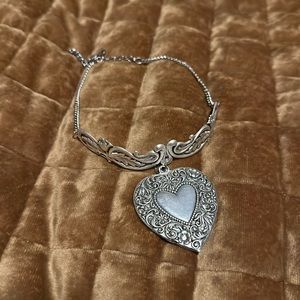 Regalrose Silver Choker